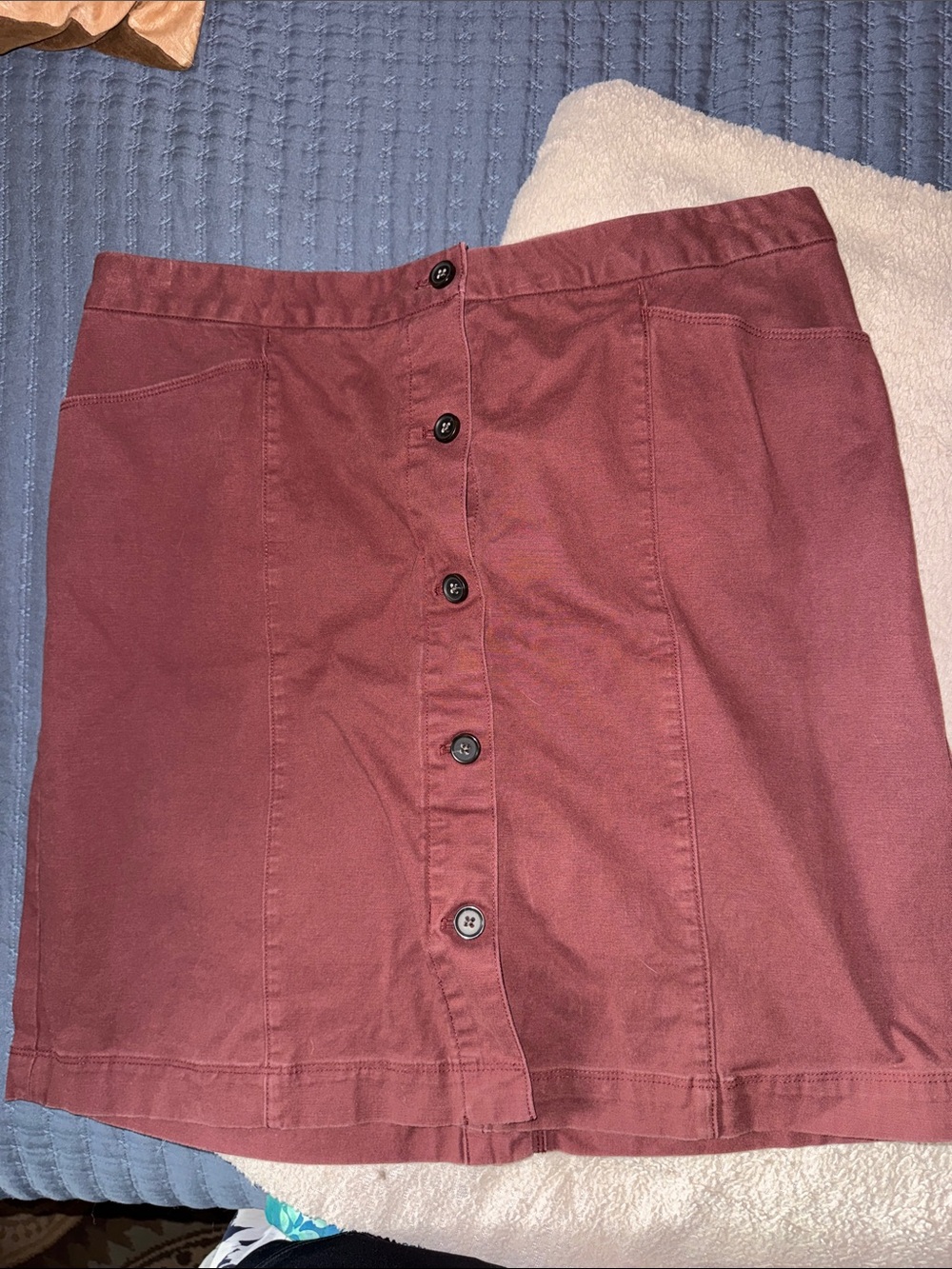 Duluth -Front Mini Skirt in Wine